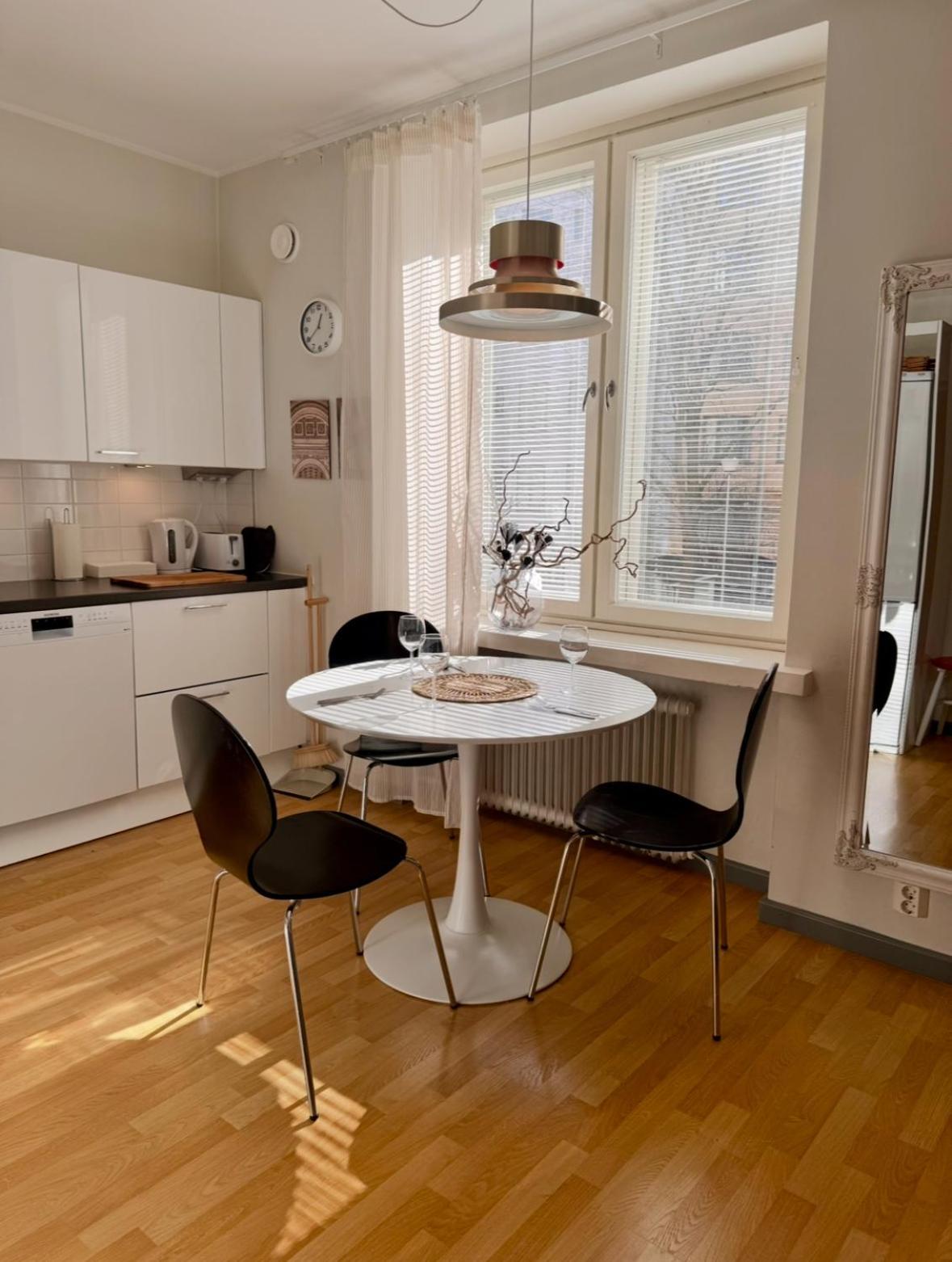 Villa Centralen Helsinki Luaran gambar